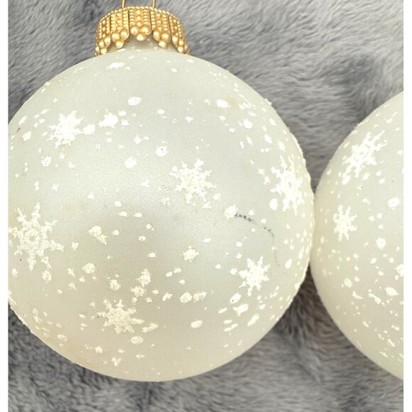 Vintage Krebs 4 Frosted Glass Christmas Ornaments With Cardinals & Blue Jays - Picture 5 of 8